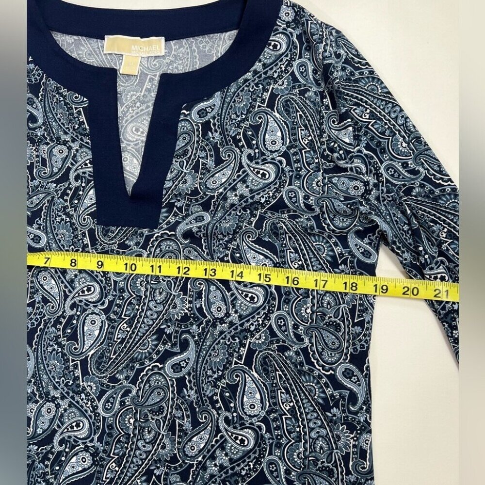 Michael Kors women’s top Medium Paisley long sleeves stretch blue V Neck - Picture 4 of 6